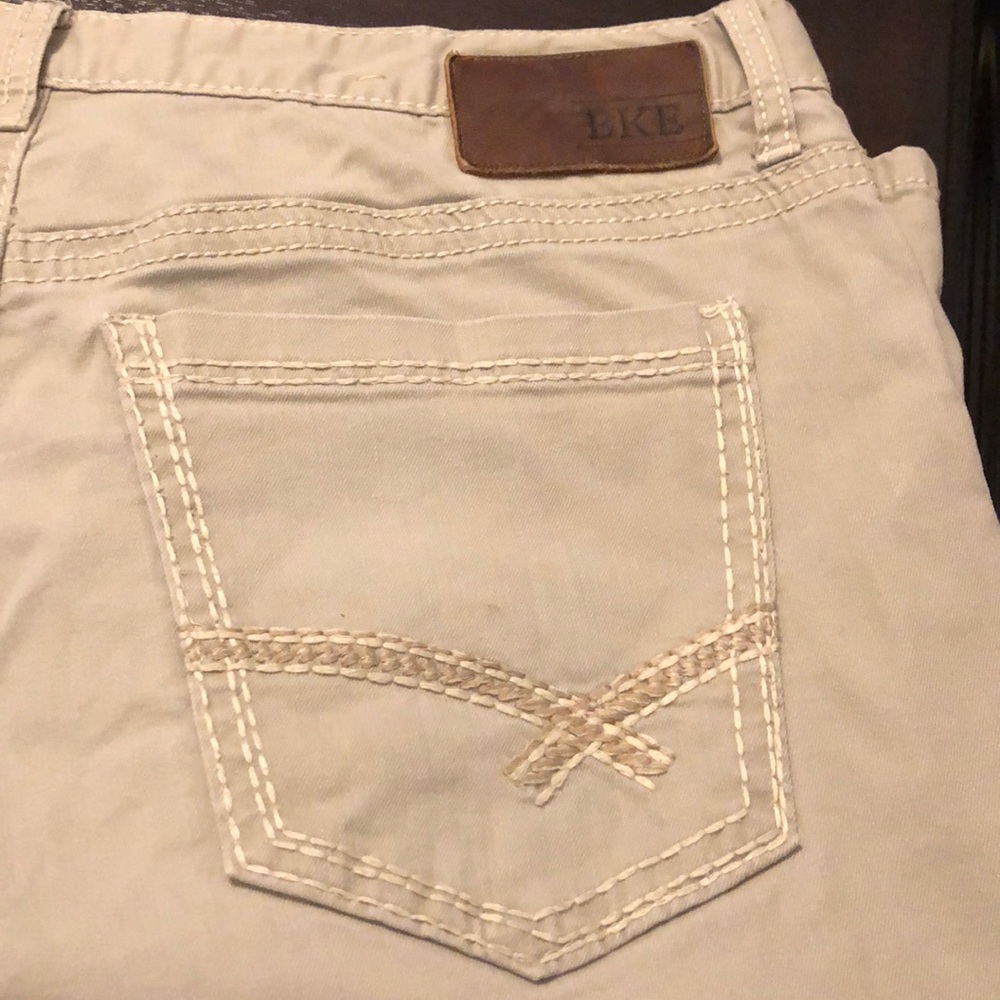 BKE buckle khaki men’s pants